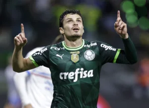 Velloso projeta Botafogo x Palmeiras em caso de vitória do Verdão: “Fogo no Campeonato”