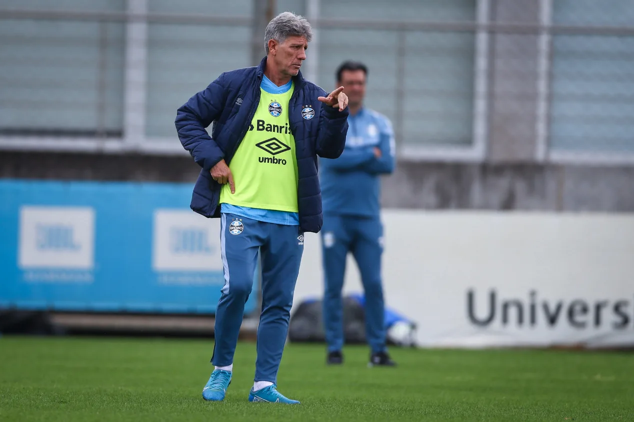 Grêmio se reapresenta com “conversa séria” entre elenco e Renato Portaluppi
