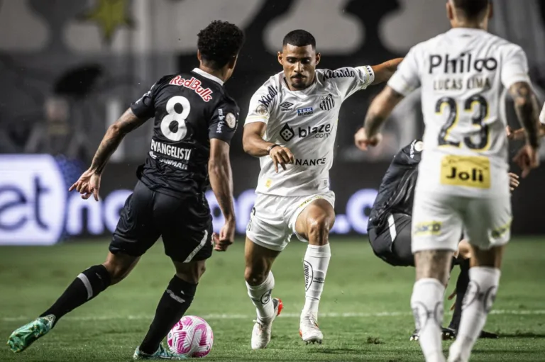 Santos faz bom jogo apesar da derrota para o Red Bull Bragantino e mostra condições de se livrar do Z4