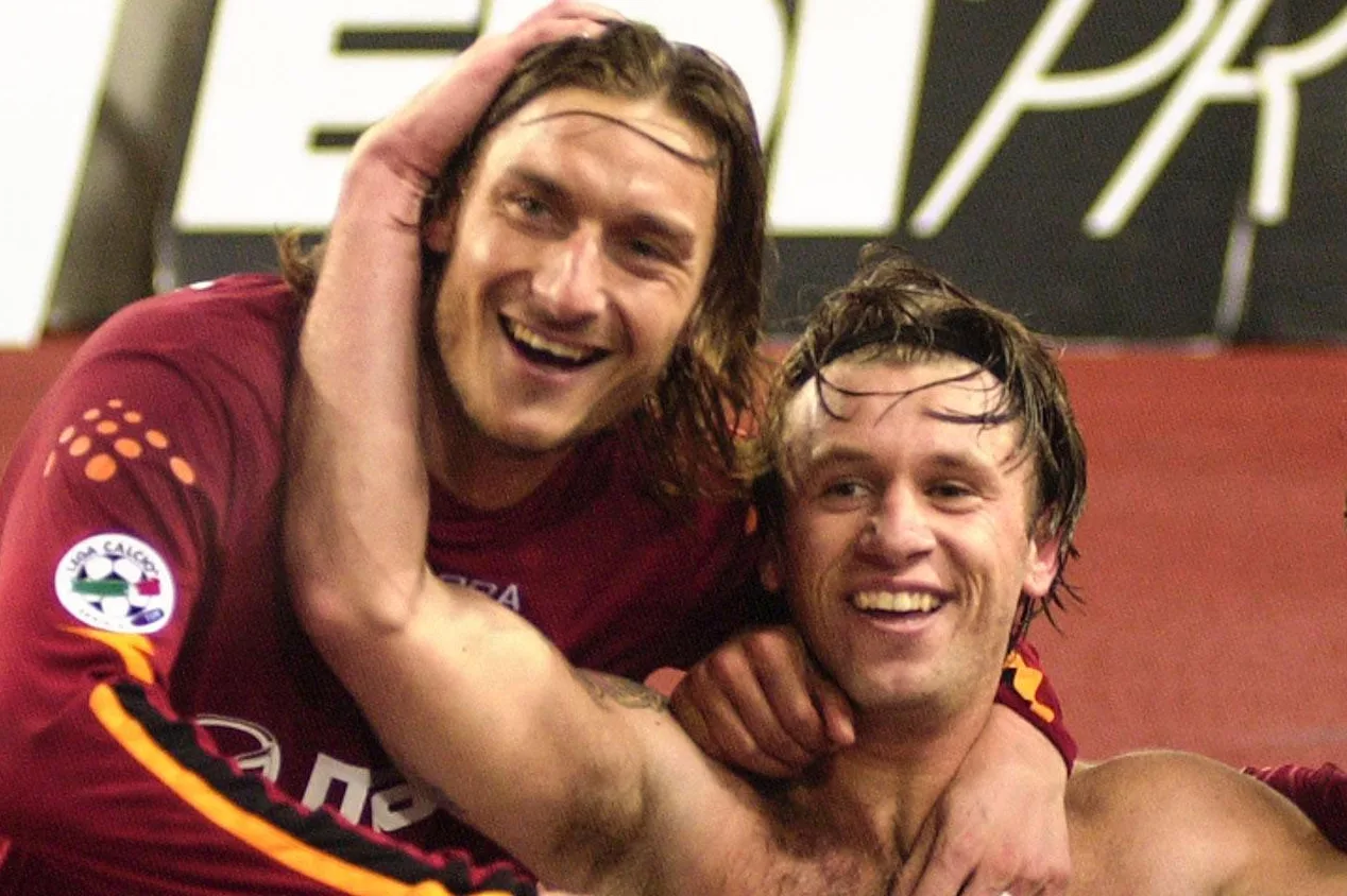 Ídolo da Roma, Totti critica ida de jogadores à Arábia Saudita: “Antes havia mais paixão”