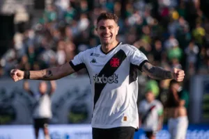 Vegetti lidera estatísticas do Brasileirão Série A desde a sua estreia pelo Vasco