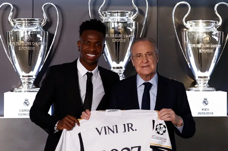 Real Madrid anuncia renovação contratual de Vinícius Júnior