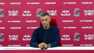 Caixinha diz que RB Bragantino foi “desrespeitado” em jogo contra o Palmeiras; assista