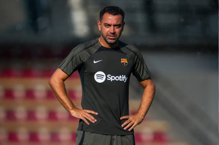 Xavi cita Ancelotti e fala sobre clássico entre Barcelona e Real Madrid