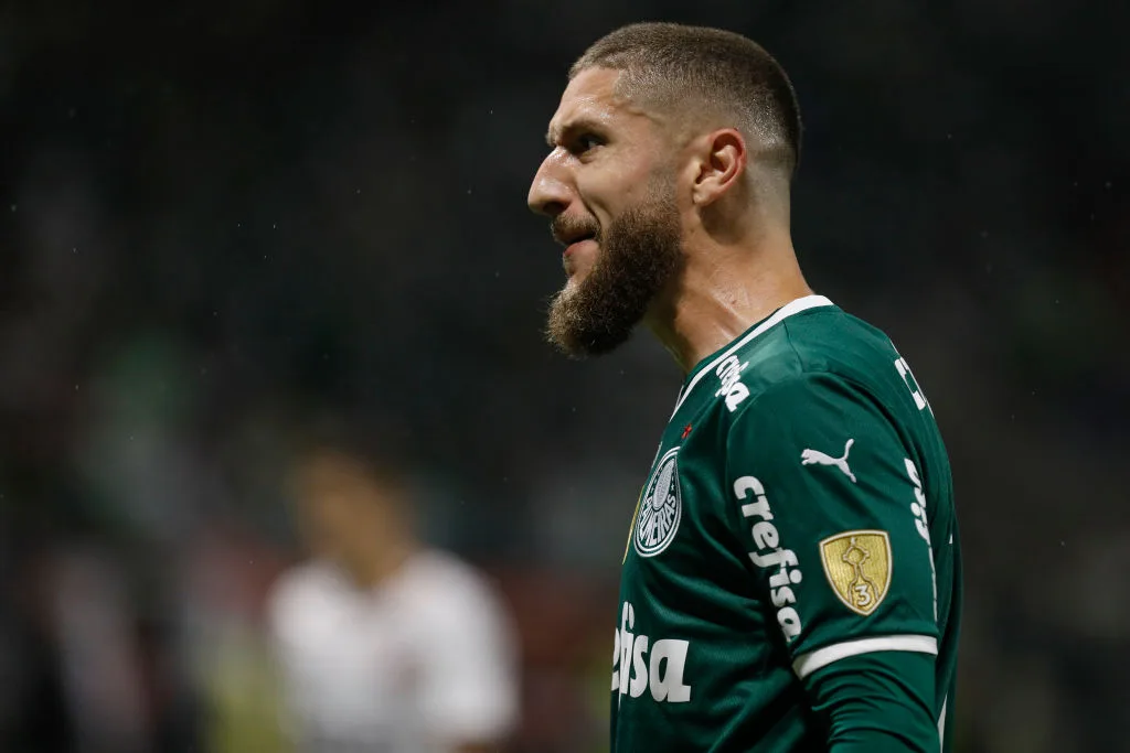 Sem descanso: Palmeiras retoma treinos de olho no Bahia