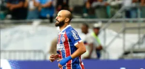 Bahia anota o terceiro e amplia vantagem sobre o Corinthians; assista