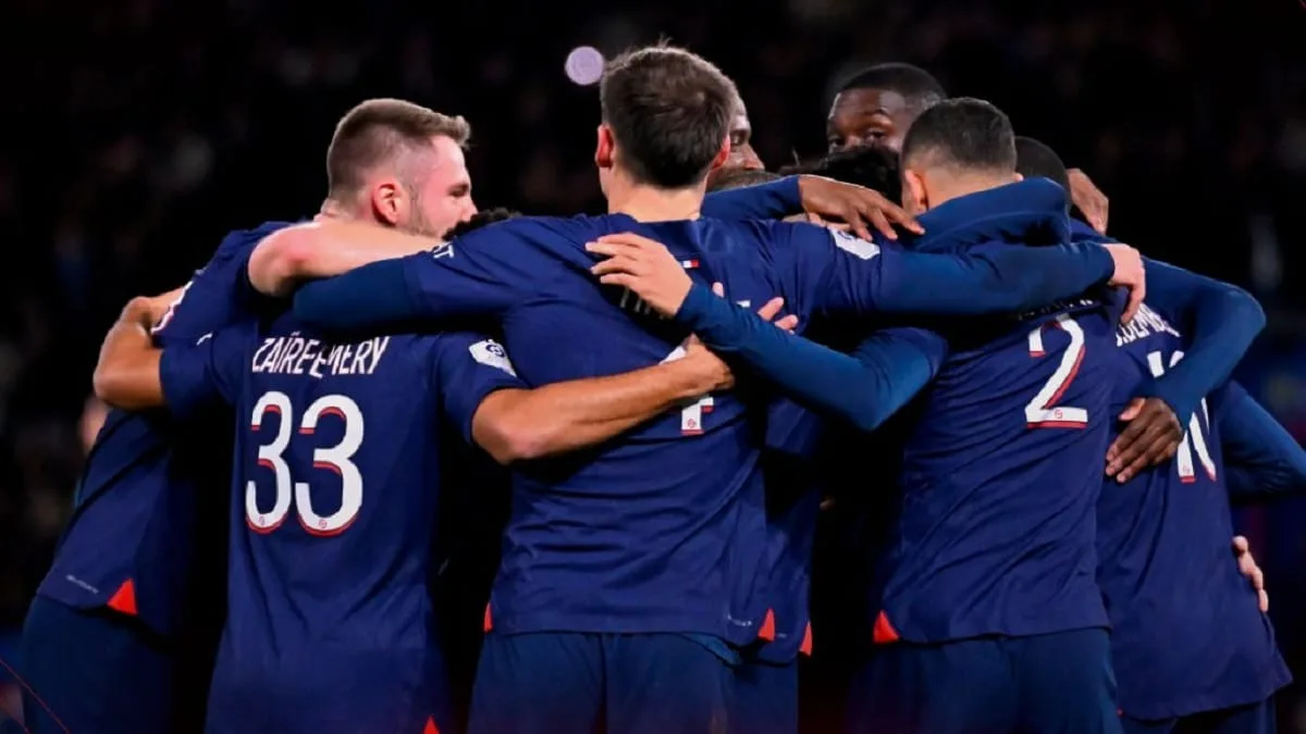 PSG atropela o Montpellier e assume a liderança da Ligue 1