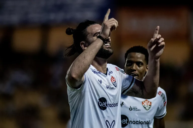 Vitória vence o Novorizontino e garante acesso ao Brasileirão Série A