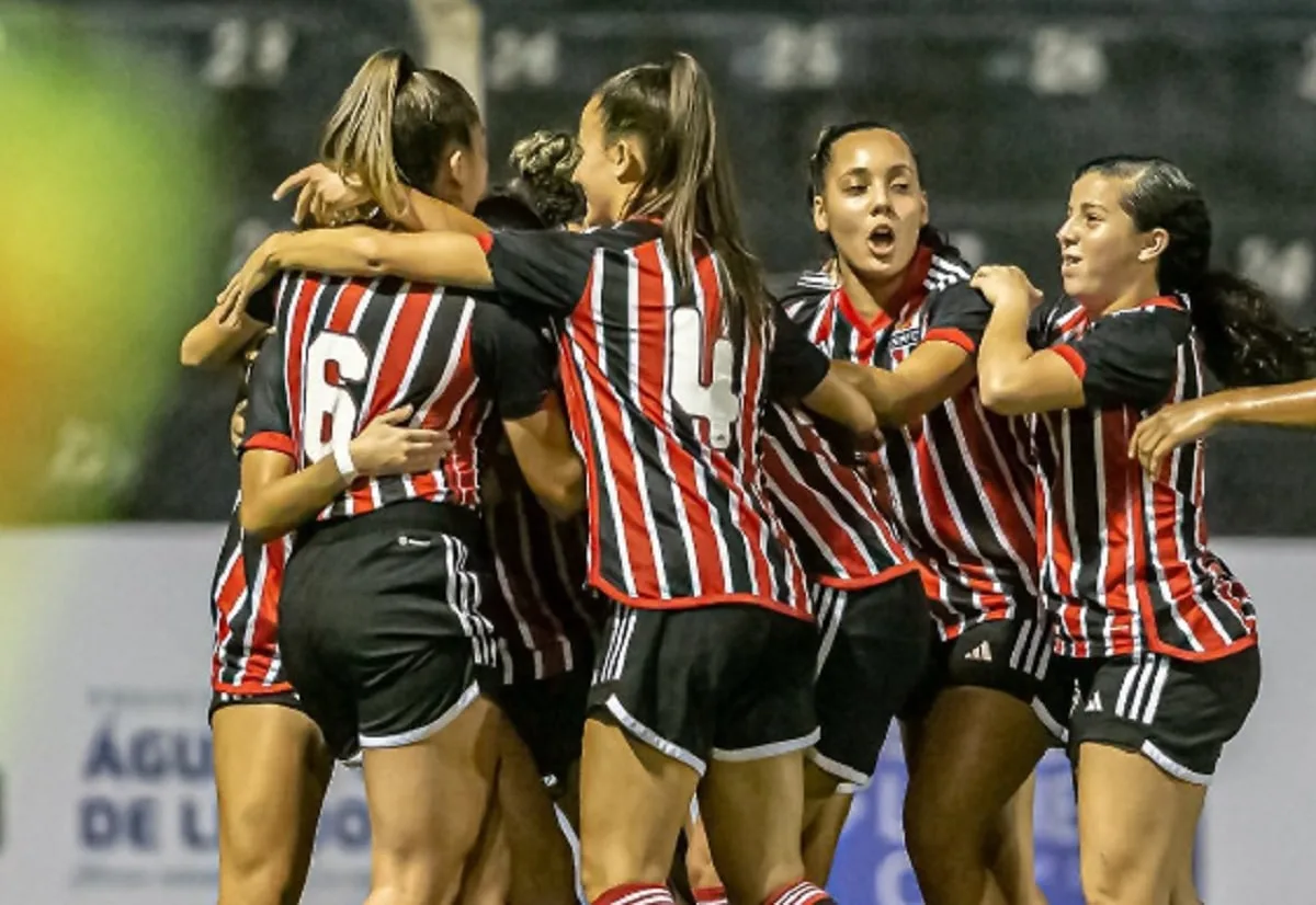 Santos e São Paulo se enfrentam em um jogo com quatro gols; veja os lances