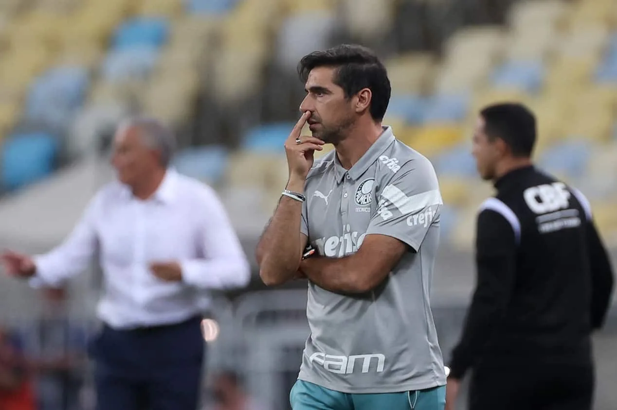 RMP “estranha” calma de Abel Ferreira após derrota do Palmeiras para o Flamengo