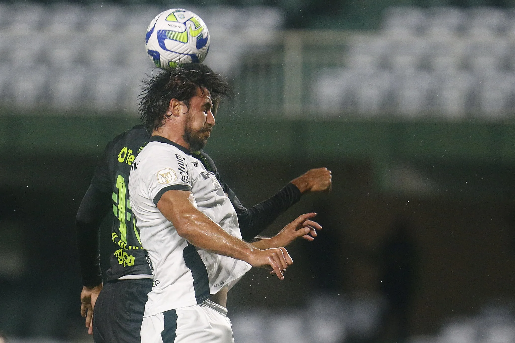 Dramático: Botafogo empata com o Coritiba e amplia sequência de jogos sem vitória