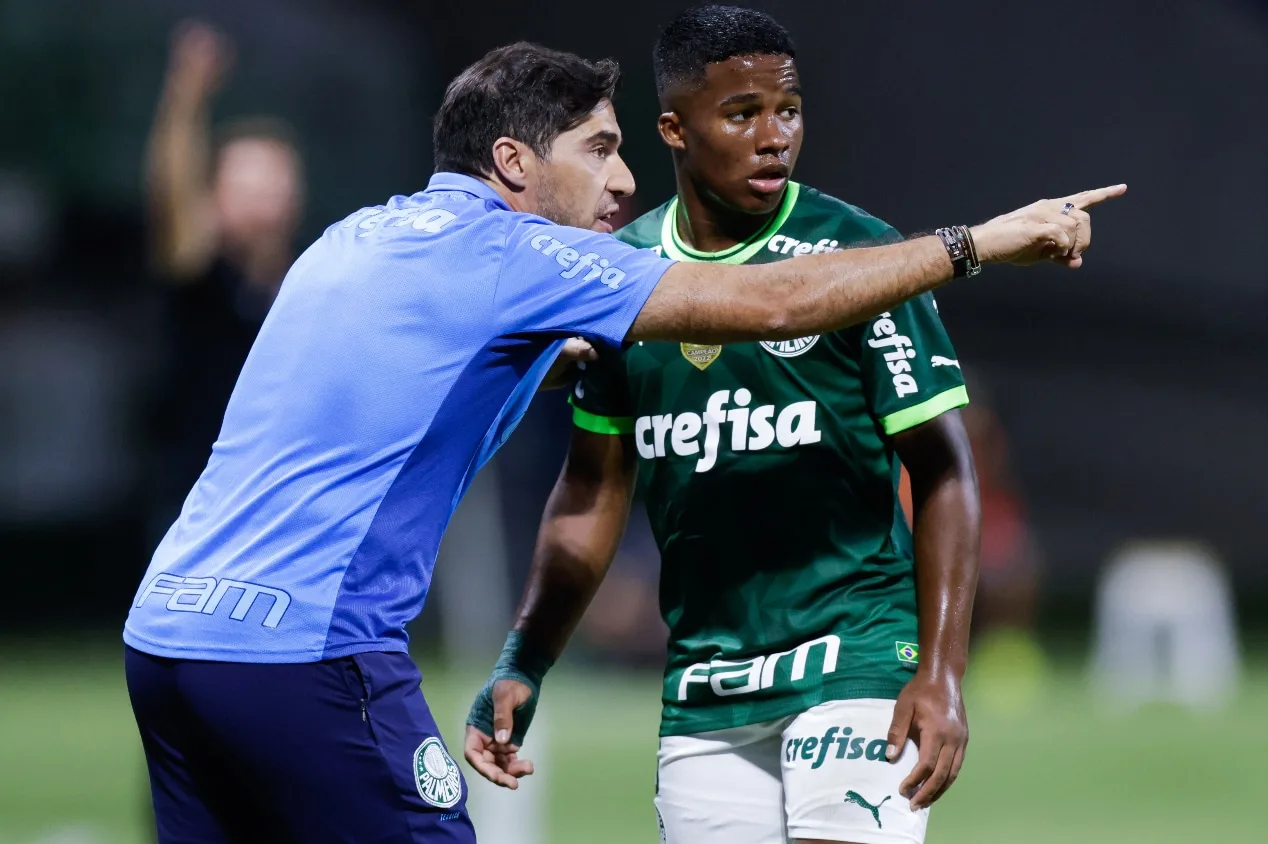Casagrande defende Abel por retardar titularidade de Endrick no Palmeiras