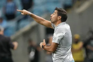 Abel Ferreira, do Palmeiras, entra na mira do Benfica