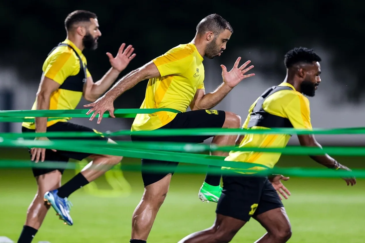 Al-Ittihad endurece discurso com possível saída de Benzema por empréstimo