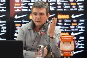 Andrés Sanchez “culpa” Globo por calendário do futebol brasileiro: “Incompetentes são eles”