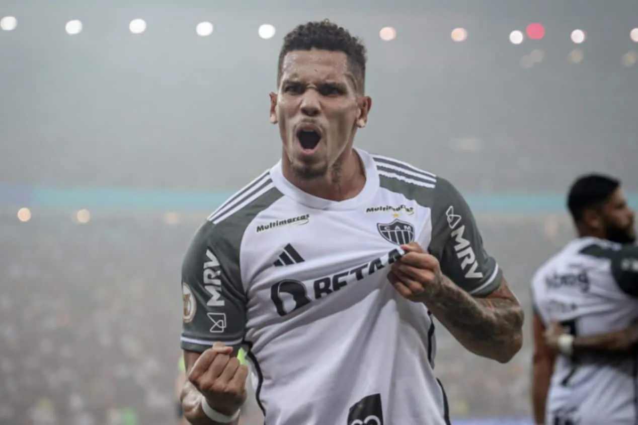Atlético Mineiro vence “final” contra o Flamengo e vira ameaça ao Palmeiras no Brasileirão