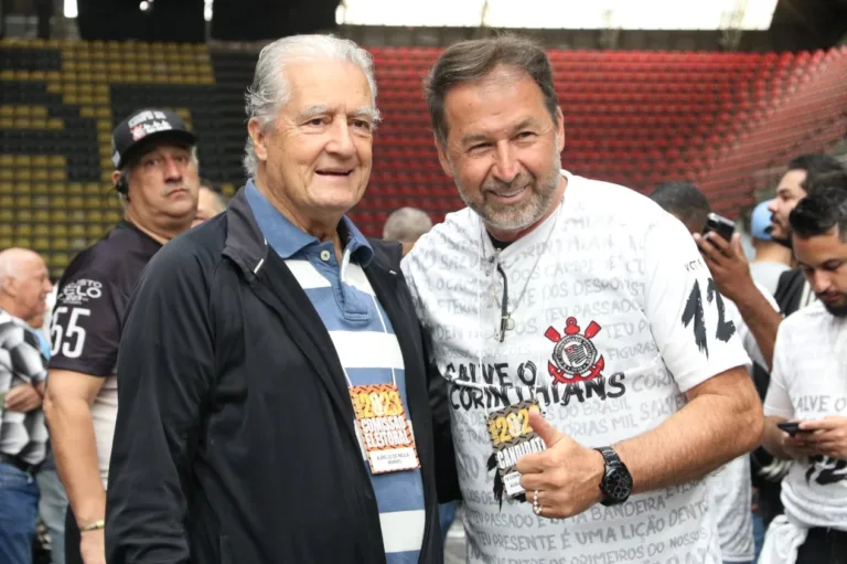 Oposicionista Augusto Melo é eleito presidente do Corinthians