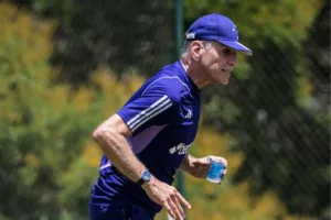 Autuori conta por que aceitou convite para dirigir interinamente o Cruzeiro