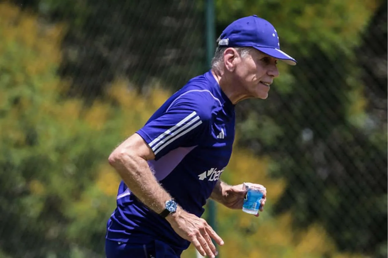 Autuori conta por que aceitou convite para dirigir interinamente o Cruzeiro