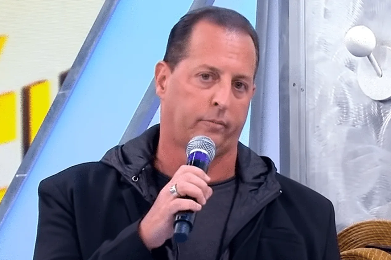 Benja detona fase de equipe no Brasileirão: “Futebol de time que briga para não cair”