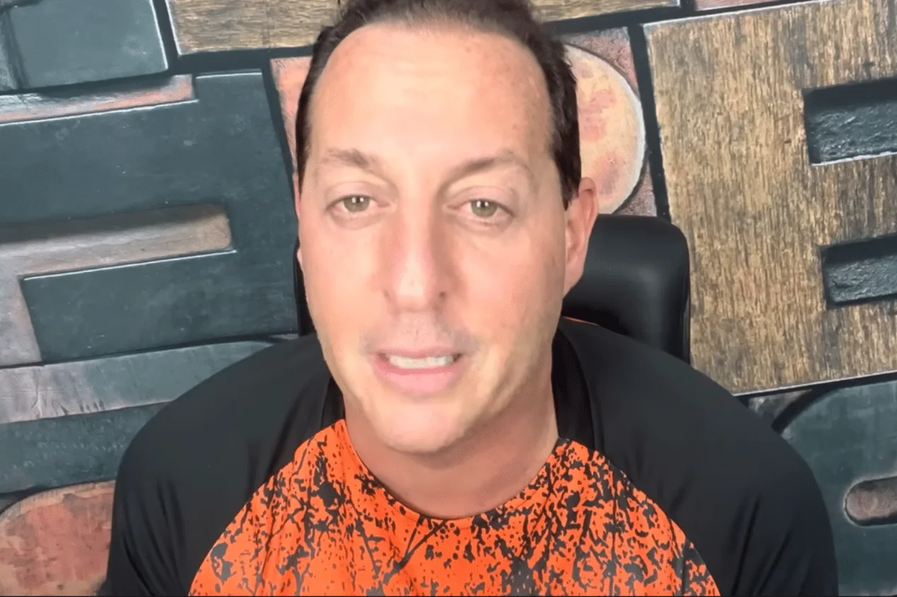 Benja dispara contra seleção e Data Fifa: “Acabou essa p…”