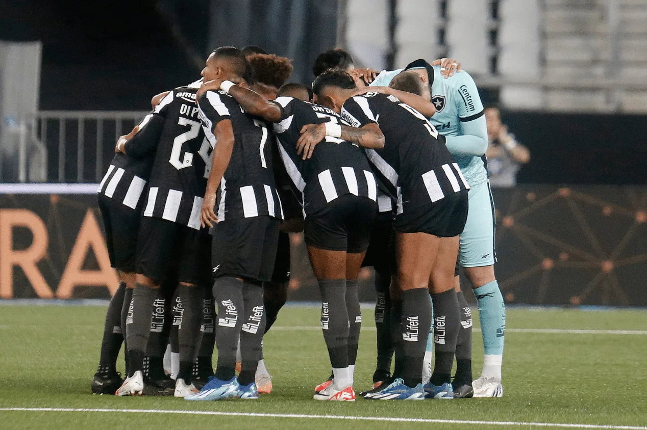 Botafogo tem cinco desfalques contra o Vasco hoje; veja lista