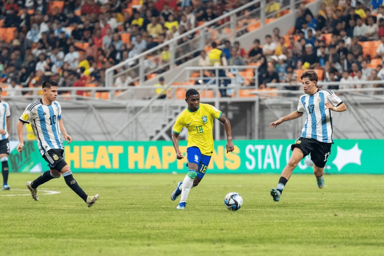 Brasil é atropelado pela Argentina e está fora do Mundial Sub-17