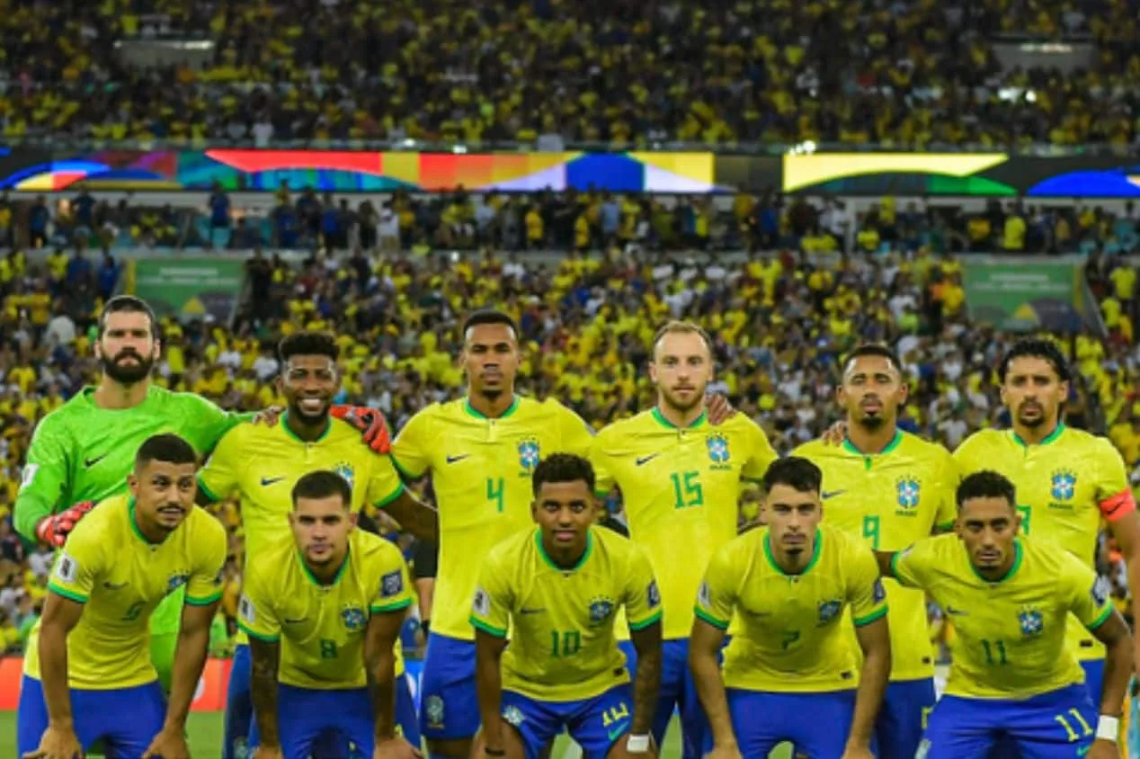 Jogador detonado na seleção brasileira ignora críticas: “Não sou de dar ouvidos”