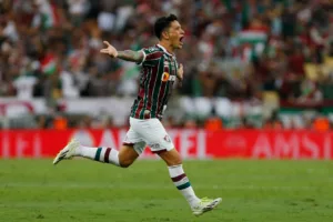 Boca Juniors x Fluminense: Cano abre o placar no Maracanã; assista ao gol