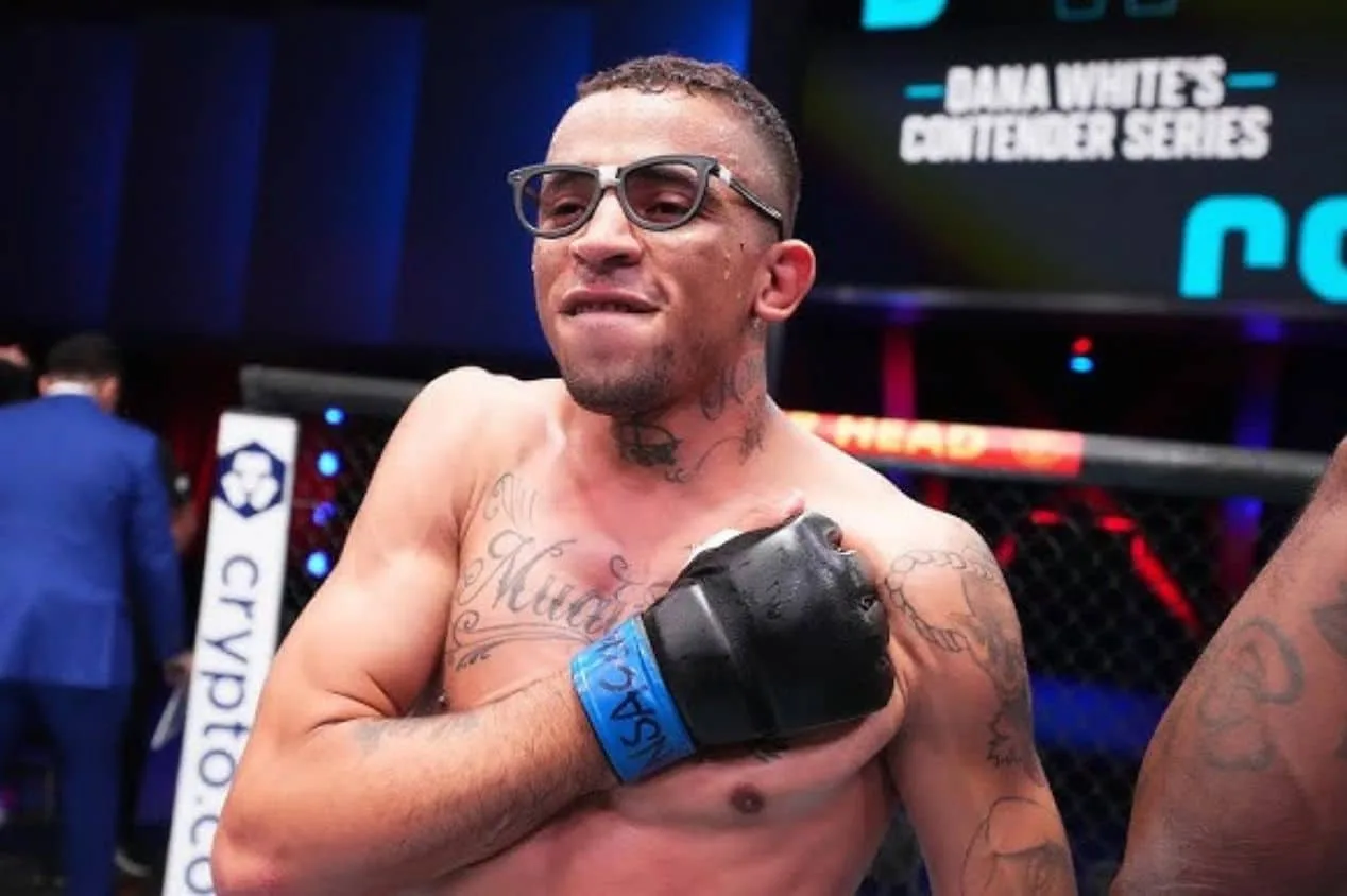 Carlos Prates fala sobre estreia no UFC e revela ‘estratégia’ para bater Trevin Giles