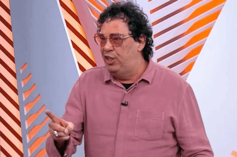 Casagrande detona titular da seleção: “Não pegou na bola”