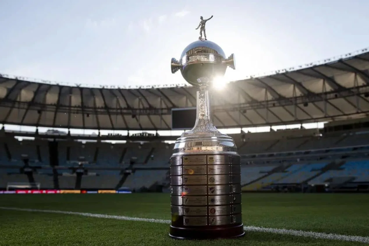 Conmebol toma decisão sobre final da Libertadores após “clima de guerra” no Rio de Janeiro