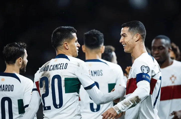 Veja a provável escalação de Portugal hoje contra a Islândia nas Eliminatórias