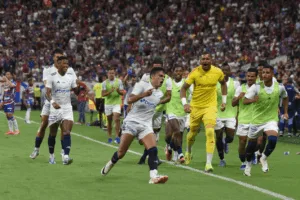 Cruzeiro reduz drasticamente chances de rebaixamento após jogo contra Fortaleza