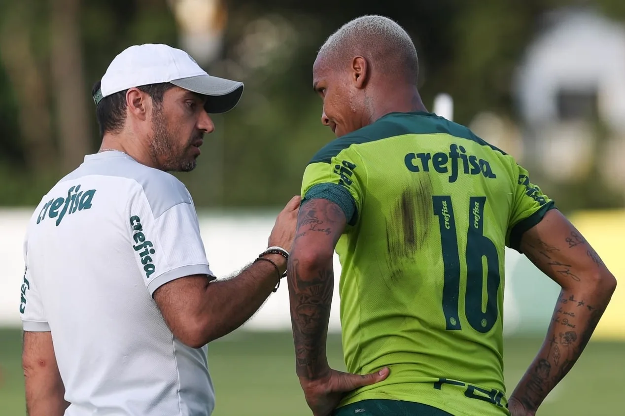Libertadores: Deyverson manda recado para imprensa após título do Palmeiras sobre o Flamengo