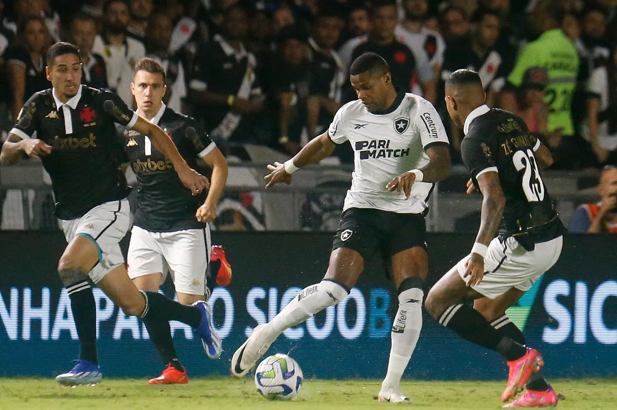 Denílson abre o jogo sobre chance de título após derrota do Botafogo no Brasileirão