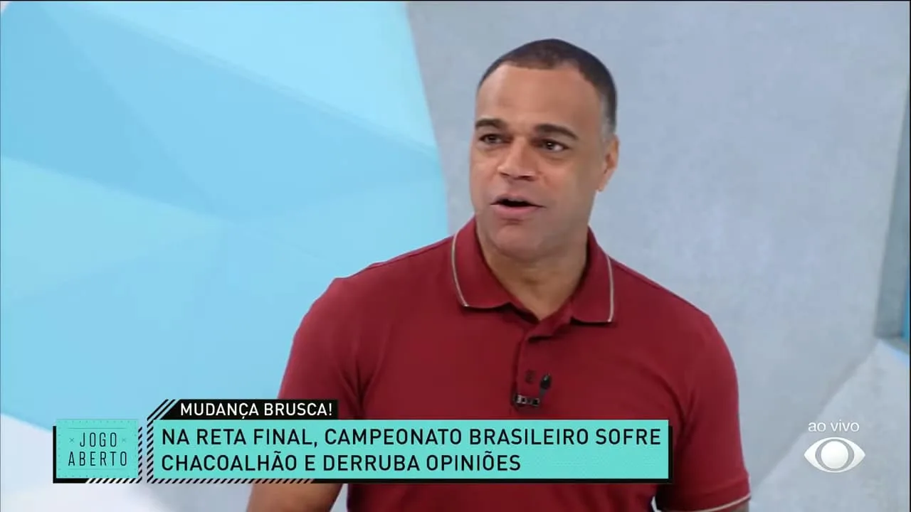 Denílson muda palpite e elege outro favorito para ser campeão do Brasileirão