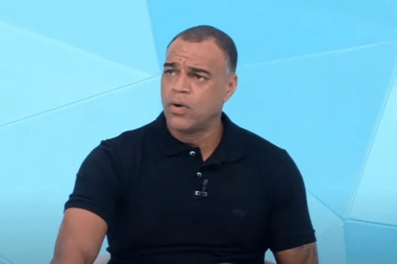 Denílson livra time de rebaixamento no Brasileirão: “Tirou de vez”