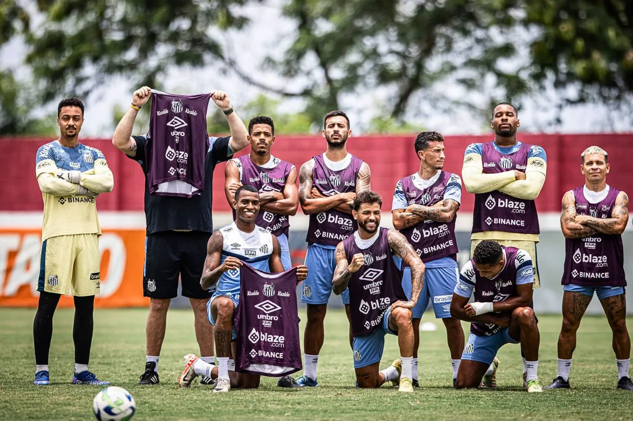 Santos deve ter quatro defensores hoje contra o Botafogo; veja a provável escalação