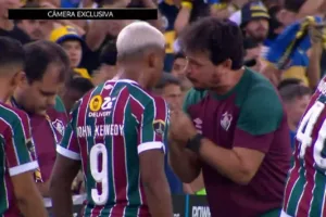 Fernando Diniz “profetizou” gol histórico de John Kennedy na final da Libertadores