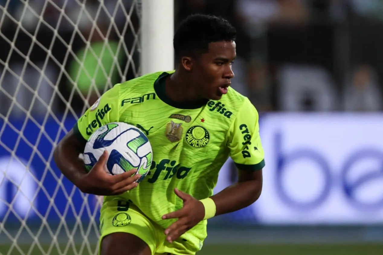 Endrick comanda seleção da 31ª rodada do Brasileirão; veja time