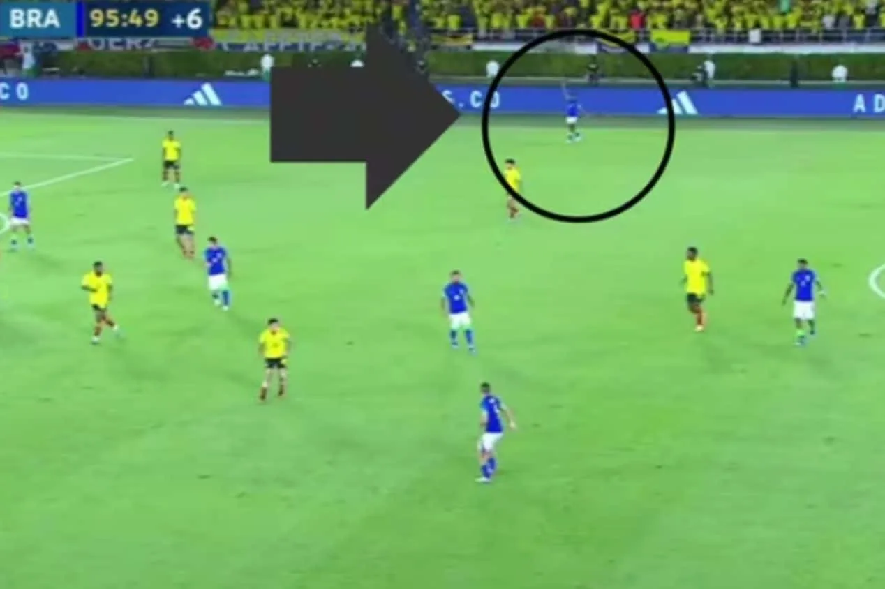 Endrick é “ignorado” por companheiros em Colômbia x Brasil; assista