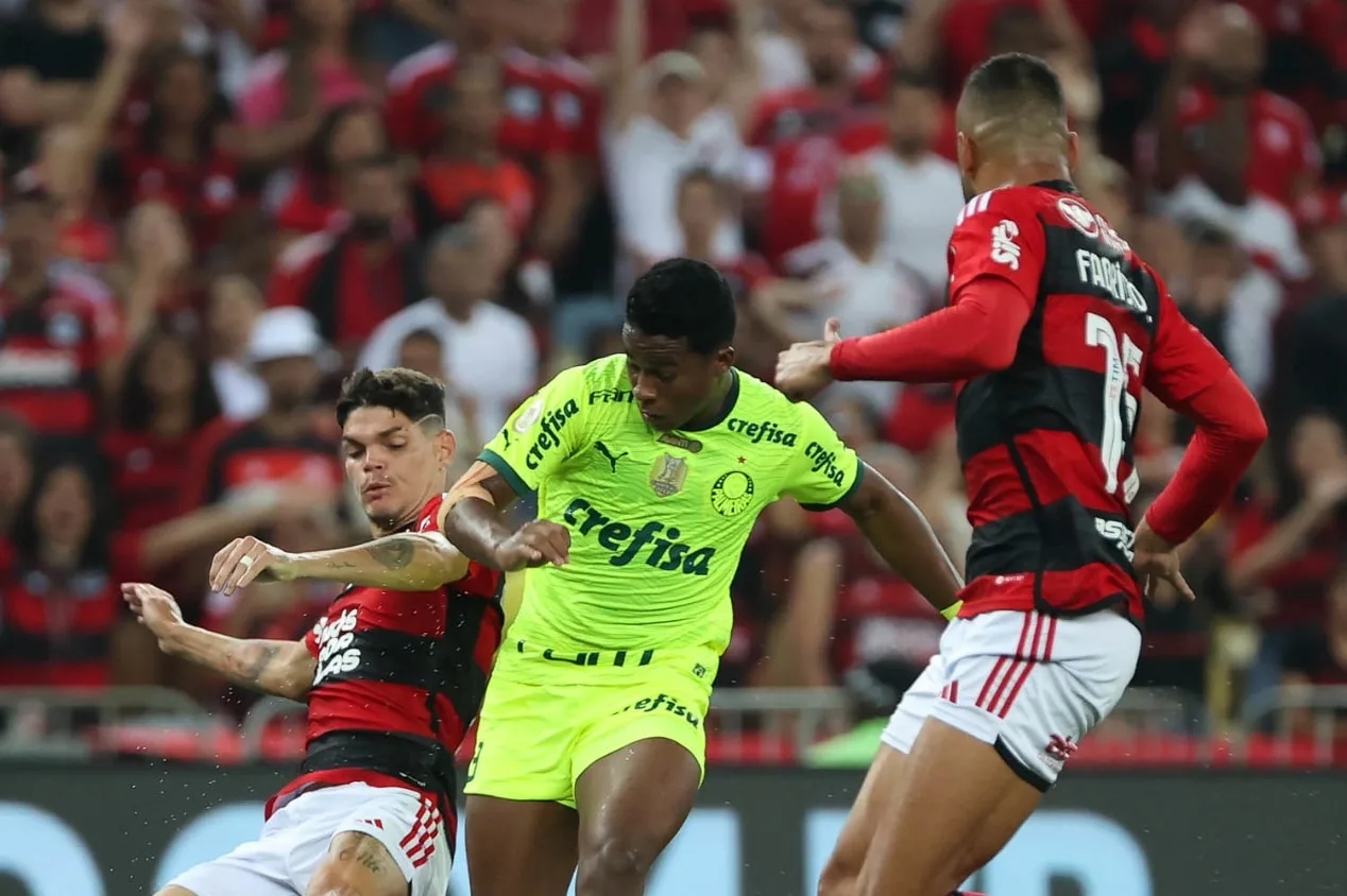 Endrick fala em volta por cima após derrota do Palmeiras e faz pedido aos torcedores