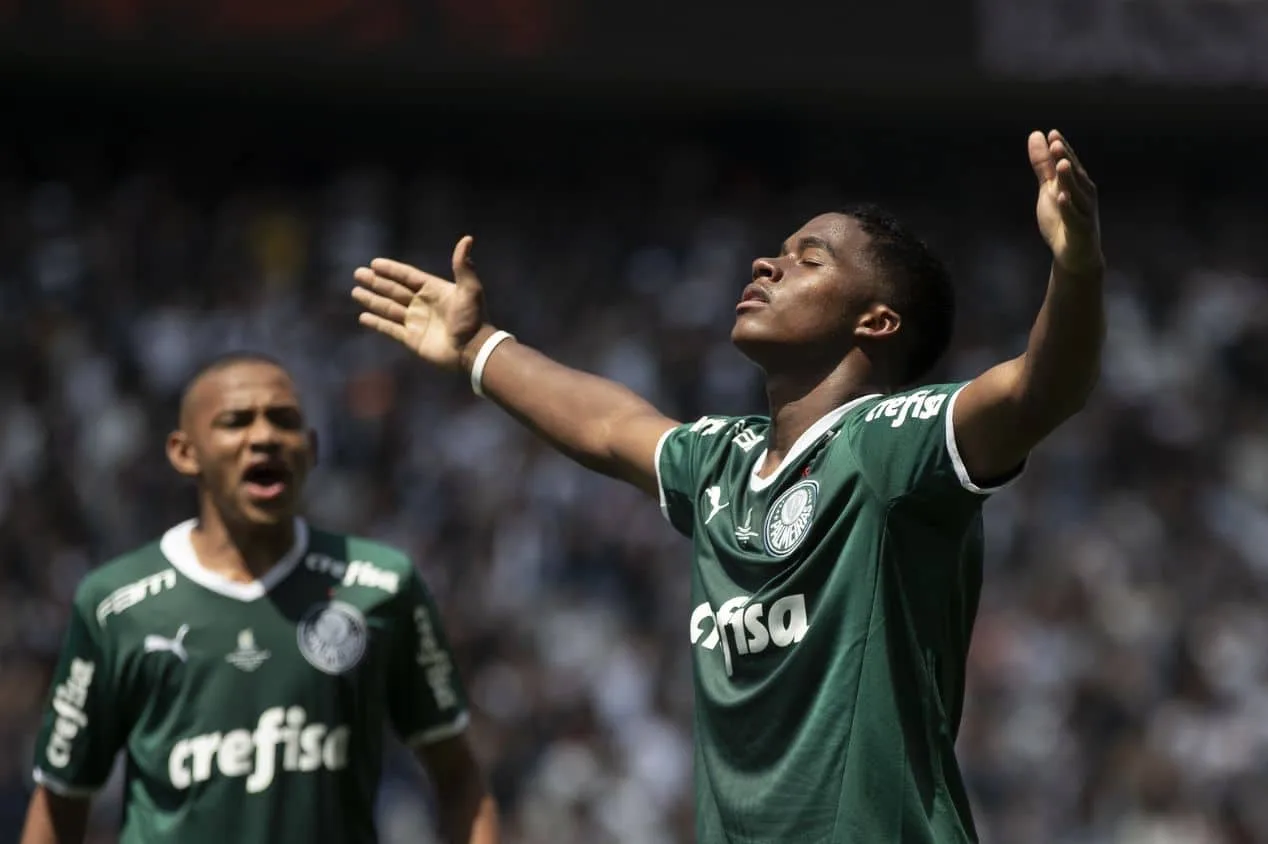 Endrick é escolhido por emissora como o melhor jogador sub-21 do Brasil; veja a lista