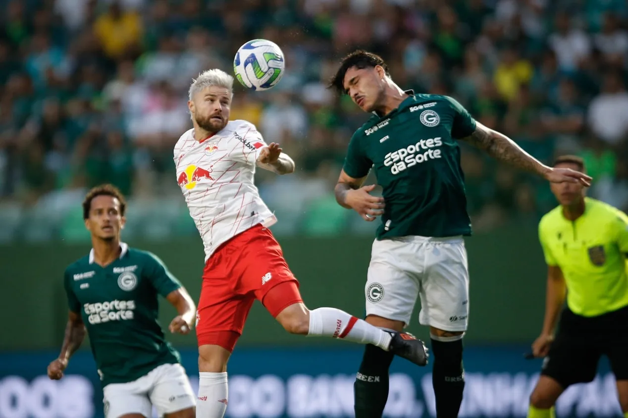 Em jogo morno, Red Bull Bragantino vence e afunda o Goiás no Brasileirão
