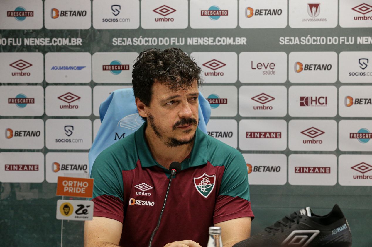 Diniz revela dois nomes que devem sair do Fluminense