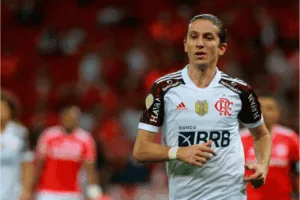 Mercado da bola: Flamengo tem data para definir futuro de Filipe Luís
