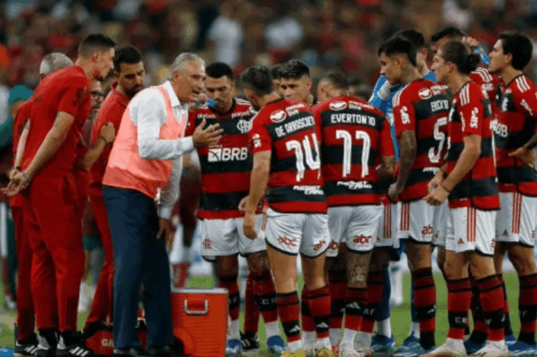 Flamengo inicia reformulação no elenco e define primeiras saídas