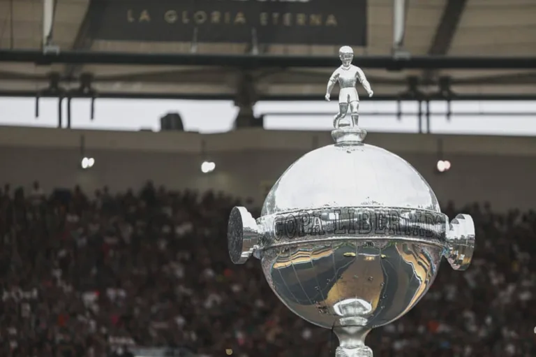 Boca Juniors x Fluminense registra a maior renda da história do futebol brasileiro