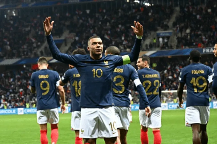 Veja a provável escalação da França hoje contra a Grécia nas Eliminatórias